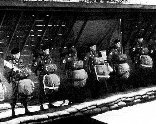 An Operational Detachment explains its capabilities during a &ldquo;Gabriel Demonstration&rdquo; at Fort Bragg, 1964.