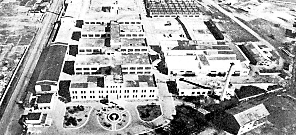 The Far East Command Printing & Publications Center was located in the seventeen acre Tokyo Koku Keiki Kabushiki Kaisha complex, a major WWII Japanese aircraft instrument manufacturing plant in Kawasaki [Motosumiyoshi suburb] on Route 11 halfway between Tokyo and Yokohama.