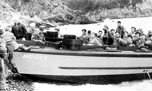 Thirty-six foot LCPRs from the USS Begor  (APD-127) were used to provide amphibious orientations to the CIA guerrilla trainees on the beaches of Yong-do in Pusan harbor.
