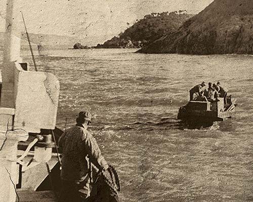 Landing on many of the rugged islands could be a dangerous operation. The recovery of downed pilots by the 8007th AU often meant landing on islands without a prepared dock area.