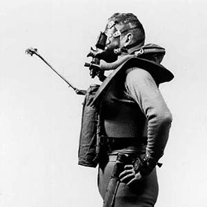 Lt. Fred Wadley wearing LARU Model 10 (LARU) (out of water) - late 1944.